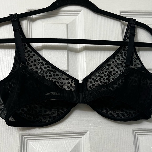Victoria's Secret Black Sequin Embellished Bra - Picture 3 of 16